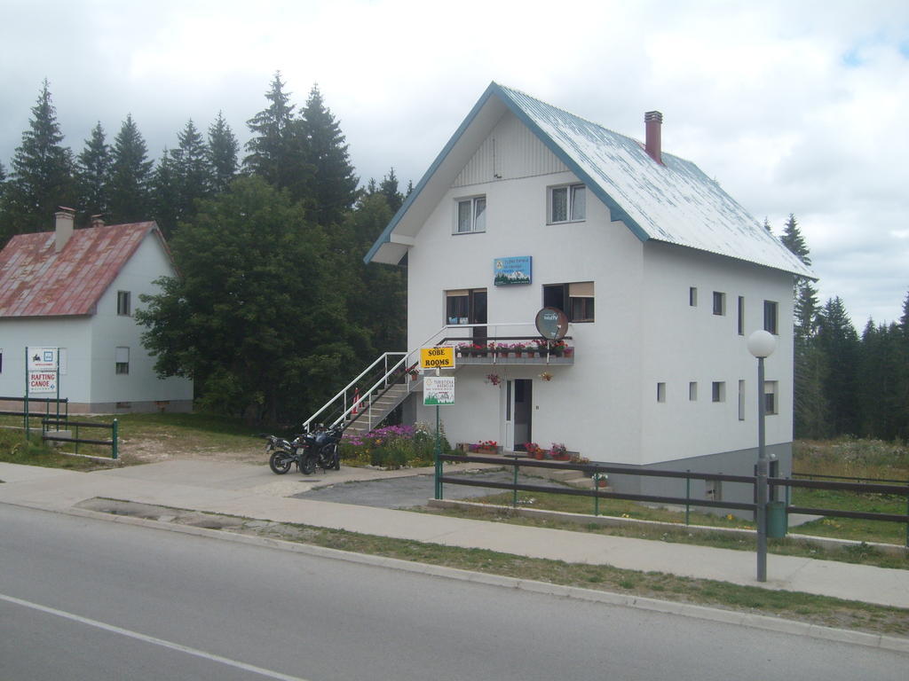 Apartments Lalovic Žabljak Habitación foto